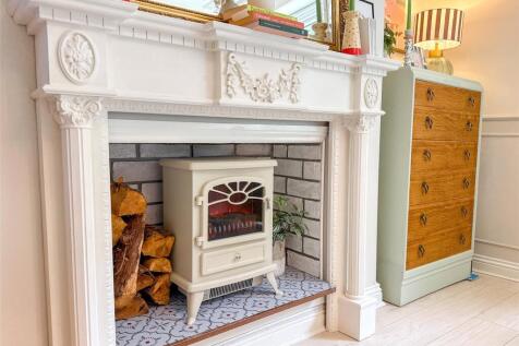 Lounge Fireplace