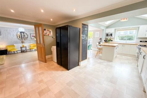 Breakasting Kitchen