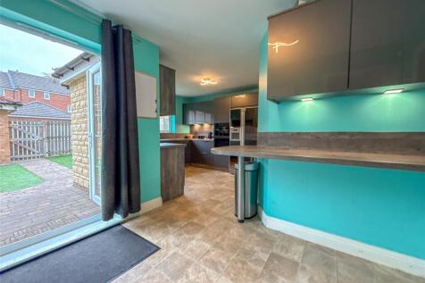 Breakfasting Kitchen