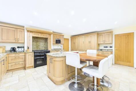 Breakfasting Kitchen