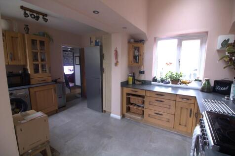 Kitchen 3