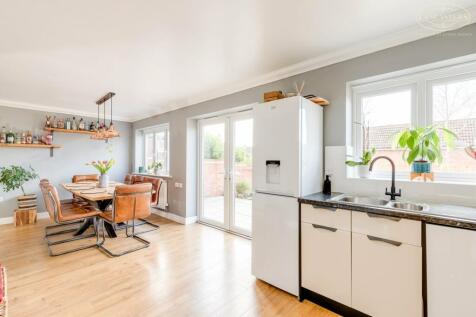 Open Plan Kitchen Diner