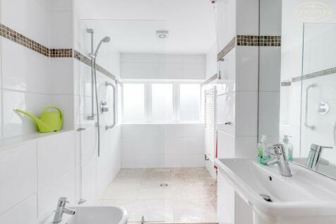 Ground floor shower room 