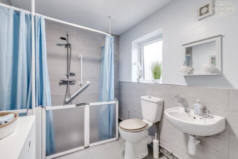 Downstairs Wet Room