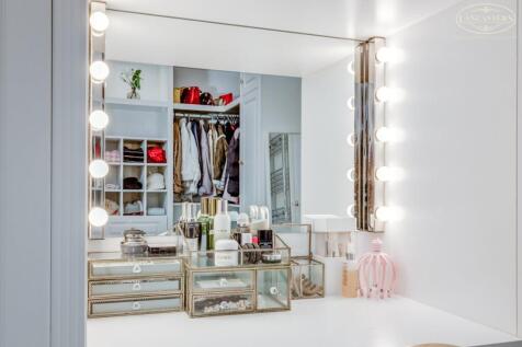 Dressing Area