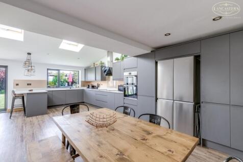 Kitchen Dining Family Room