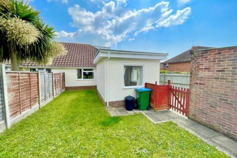 81 Manning Road R...