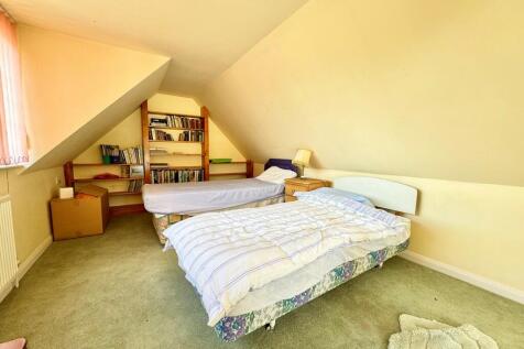 Tuts Cottage Occa...
