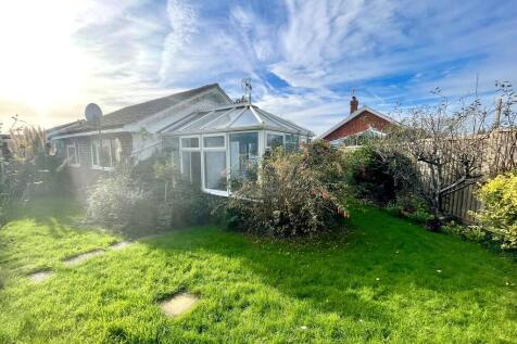 11 Furzefield Clo...