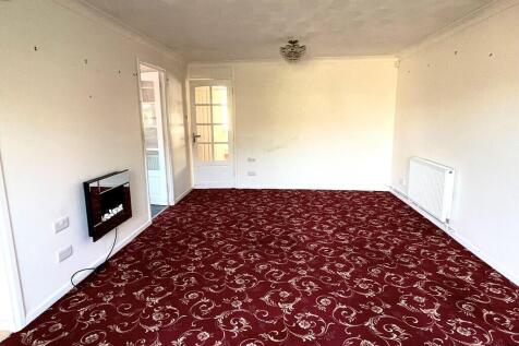 1 Fishers Close L...