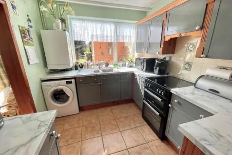 47 Melville Way K...