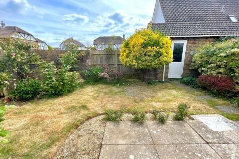 12 Acorn Close Re...