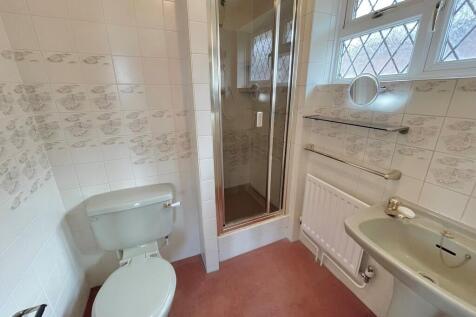12 Acorn Close En...