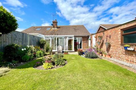 30 Russells Close...