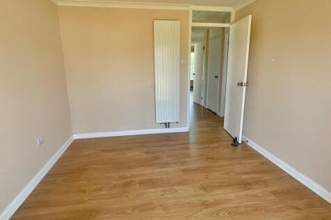 56 Windward Close...