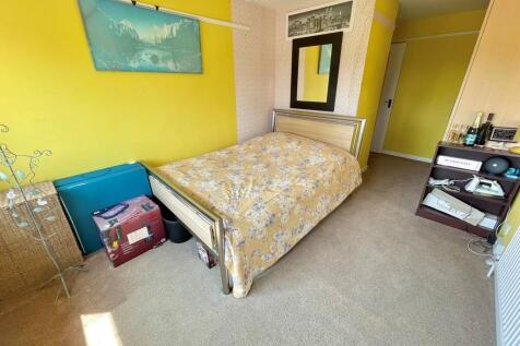 66 Parkside Avenu...