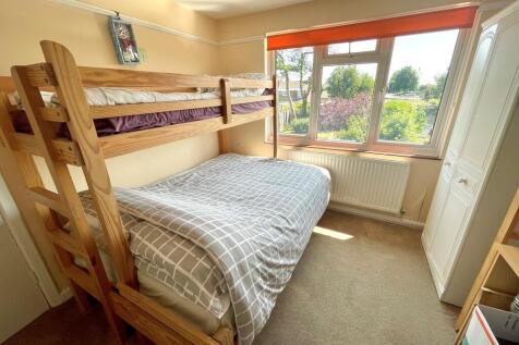 66 Parkside Avenu...