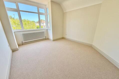 65 North Lane Bed...