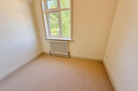 65 North Lane Bed...