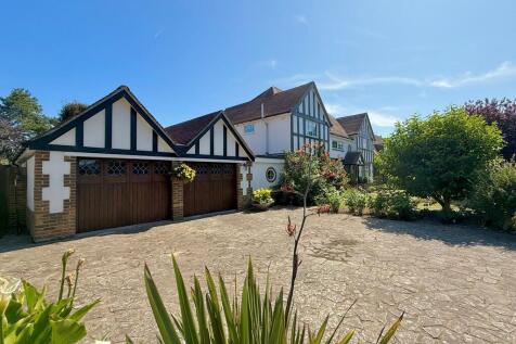 14 Preston Avenue...