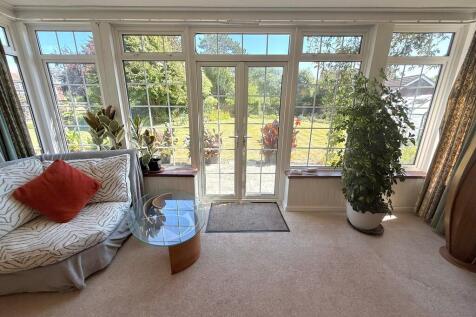 14 Preston Avenue...