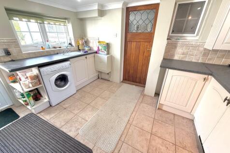 14 Preston Avenue...