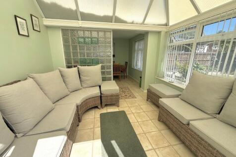 14 Preston Avenue...
