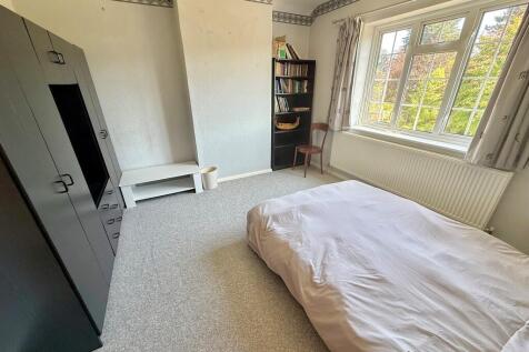 14 Preston Avenue...