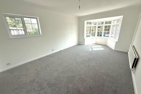 9 s f new lounge ...