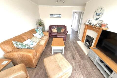 5 Dolphin Court L...