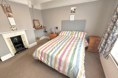 Belvedere Bed2