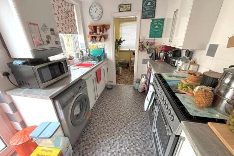 17 Hobbs Kitchen ...