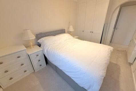 19 Nordsetter Bed...