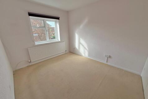 11 Wakehurst Plac...