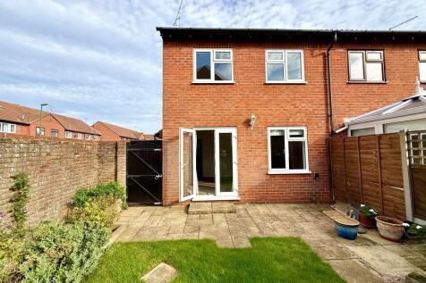 11 Wakehurst Plac...