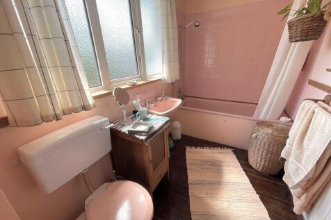 9 Beacon Way Bath...