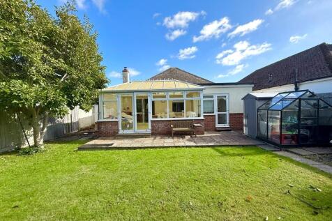 30 Clarence Drive...