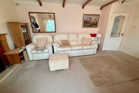 30 Clarence Drive...