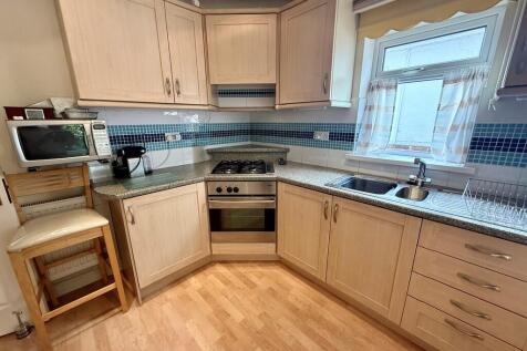 30 Clarence Drive...