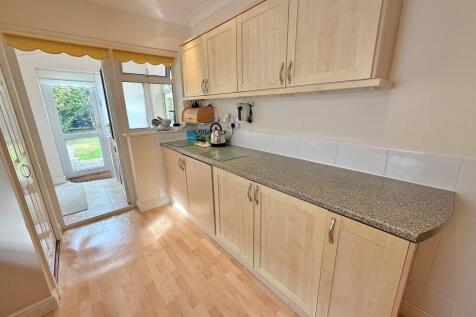 30 Clarence Drive...