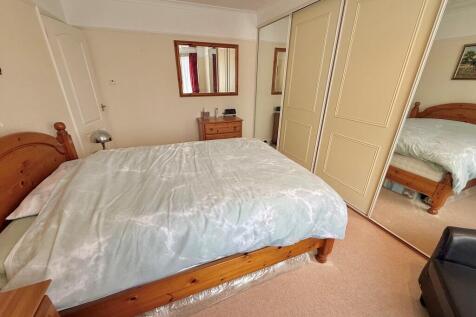 30 Clarence Drive...