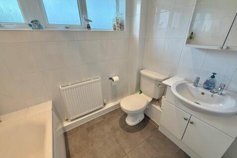 121 Mallon Dene B...