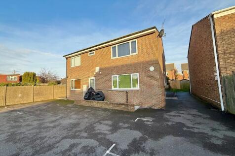 2 Northend Lodge ...