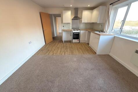 2 Northend Lodge ...