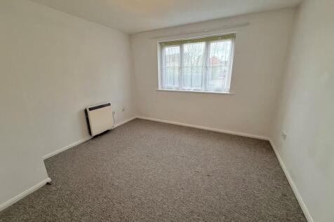 18 Dorking Bedroo...