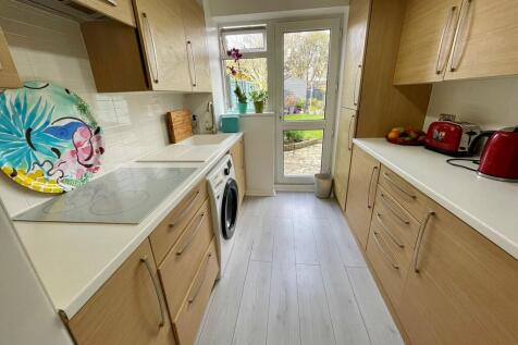 40 Beaumont Park ...