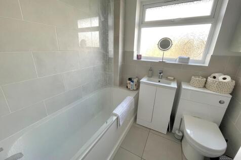 40 Beaumont Park ...