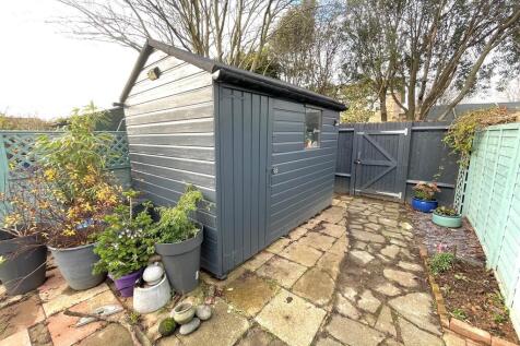 40 Beaumont Park ...