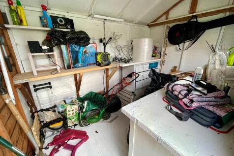 40 Beaumont Park ...