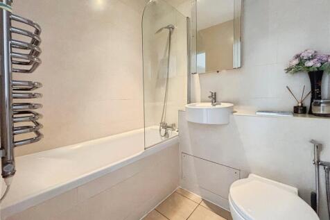 En Suite 2